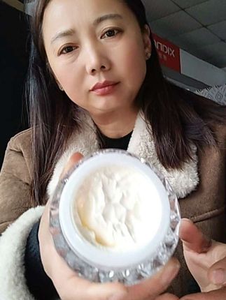 不拍水不抹乳,懒人素颜霜,素颜贵妇膏,方便好用,好物分享