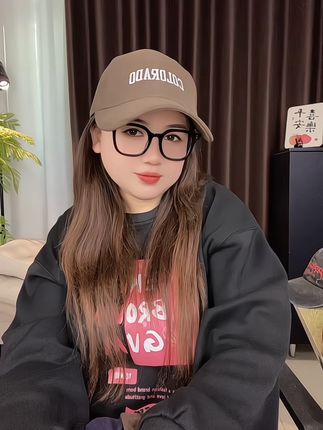 天冷了,大头围的姐妹真的可以尝试一下#大头围帽子 #加大加宽显脸小棒球帽 #加大头围棒球帽 #显脸小#显瘦穿搭