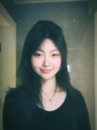 不敢回看 左顾右盼的暗自喜欢#转场 #手势变装