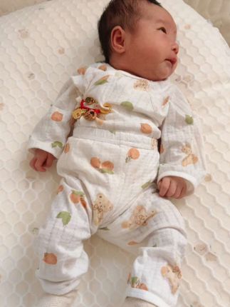 新生婴儿夏季薄款衣服纯棉初生宝宝和尚服夏天空调服睡衣分体套装#婴儿分体套装#和尚服#空调服 #母婴好物 #婴儿套装