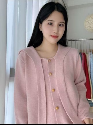 纯色木扣开衫海军领秋季学院风女毛针织衫韩系穿搭短款圆领毛衣#海军领毛衣 #学院风穿搭 #纯色木扣开衫