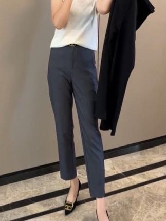#你能穿的我也能穿 #西装裤 #休闲又减龄 #面料舒适透气 #显高显瘦显腿长