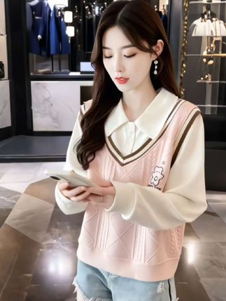 #秋冬穿搭大揭秘 #梨形身材秋天怎么穿 #早秋叠穿万能公式来了 #穿搭第一步 #秋冬穿搭新鲜感在线 @DOU+小助手