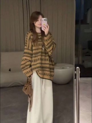 #每日穿搭 #韩系穿搭 #慵懒感穿搭 #今天穿什么#最美孕妈