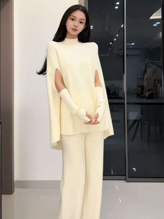 #穿搭 #高级感穿搭 #气质女神穿搭 #谁穿谁好看 #早秋穿搭公式来了