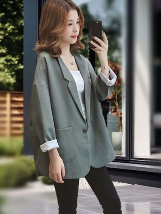 西装外套设计感小众新款,韩版时尚宽松休闲,小个子西服上衣#春秋穿搭 #通勤搭配 #外套穿搭 #西装外套 #职场穿搭