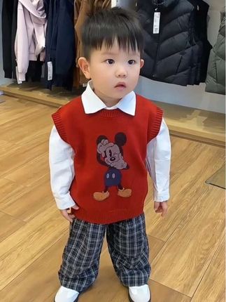 国庆出游就这么穿,中国红和国庆也太适配了吧~#国庆穿搭#高品质童装 #萌娃穿搭 #男童童装 #韩系穿搭