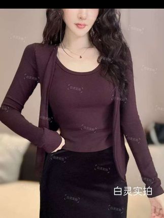 #T恤 高品质高质感慕斯面料假两件外套显瘦长袖百搭打底女t恤#爱了爱了 #面料柔软舒适 #谁穿谁好看 #超便宜超划算 @DOU+上热门 @DOU+小助手 @小店随心推