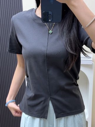 啊啊啊姐妹们这件不规则正肩t也太显瘦了吧! #大码女装 #日常穿搭女装 #正肩t恤推荐 #好物推荐🔥 #夏季穿搭