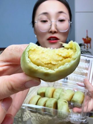 #绿豆饼 #糕点美食 #太好吃了