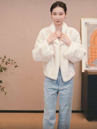 #皮草 【CHENSMCHEN x JCSO】进口珍珠短款立领水貂外套高级感穿搭#珍珠短款立领水貂外套#洋气上档次#拿捏穿搭#谁穿谁好看不分年龄段@DOU+小助手 @DOU+上热门
