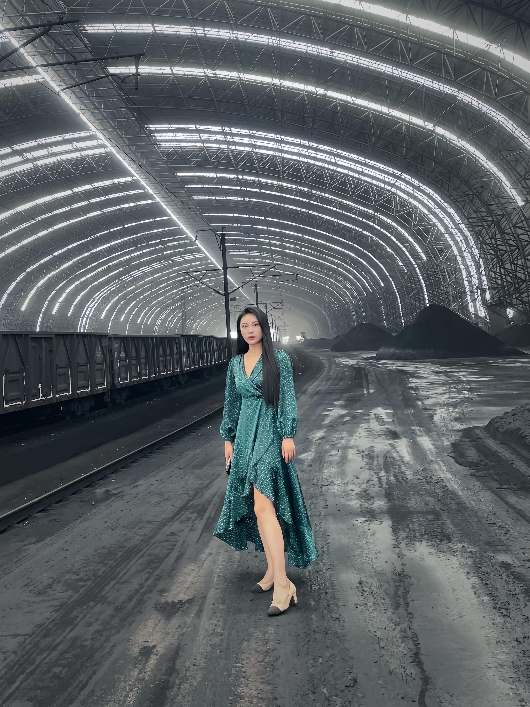 有时候就是要出来摆摆场面#95后女老板#女性智慧#煤炭 #煤巢凤