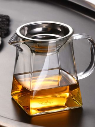 玻璃公道杯带茶漏过滤茶水分离分茶器大小号加厚玻璃公杯泡茶杯#分离器 #玻璃公杯 #泡茶杯