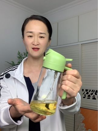 #油壶 #喷倒二合一油壶 #喷倒两用油壶 #喷倒油壶