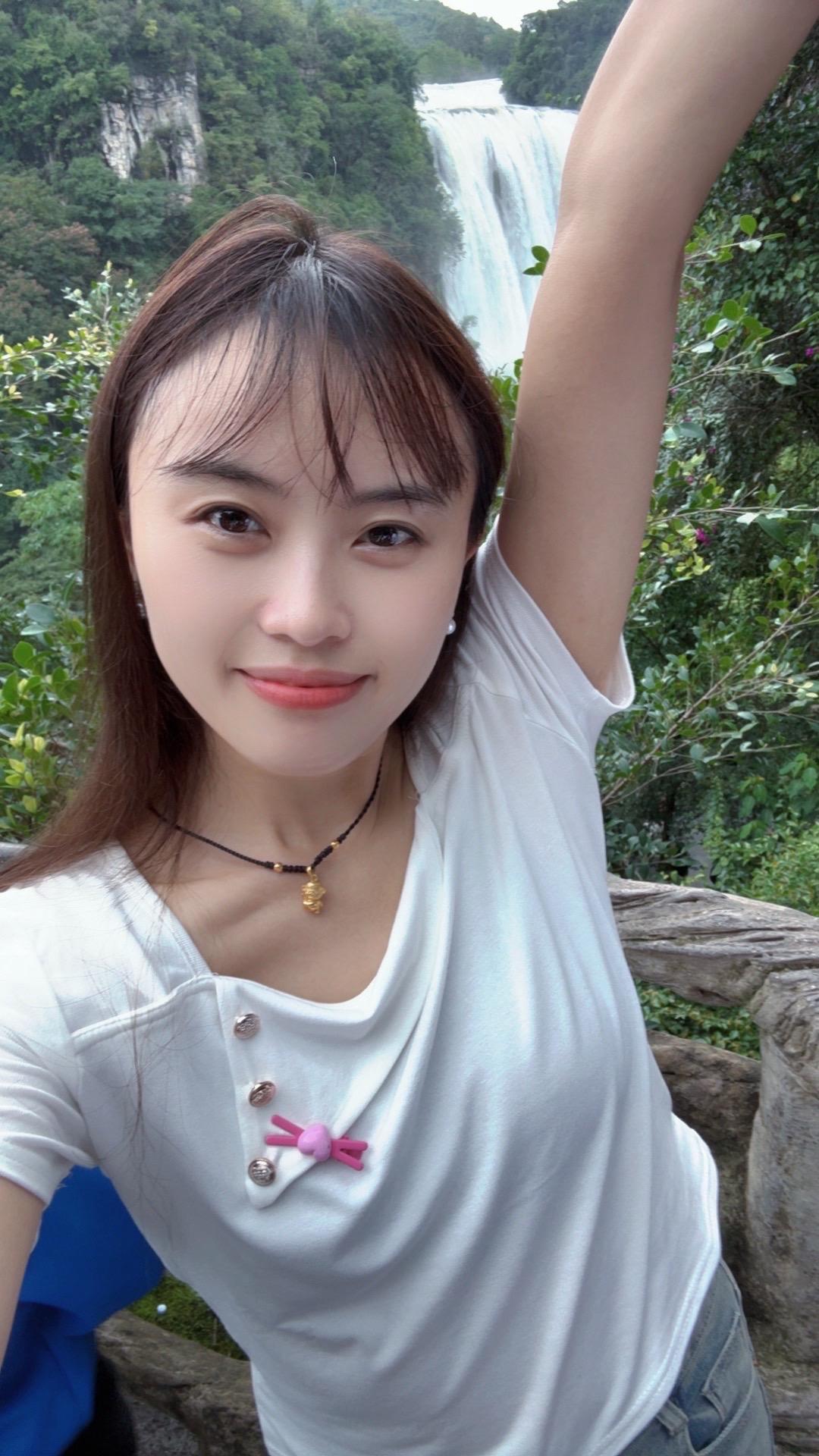 最放松的时候,就是找个自己喜欢的地方吹吹风,听听歌,看看风景