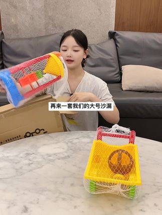 真的太香啦!一整箱沙滩玩具居然这个价格就能薅到,难怪这么多人抢#沙滩玩具#儿童沙滩玩具#沙滩玩具推荐#母婴好物#户外玩具