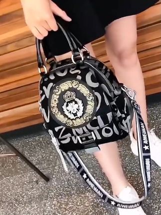 #包包种草 #旅行包 #美包分享 #双肩包女 #单肩斜挎包