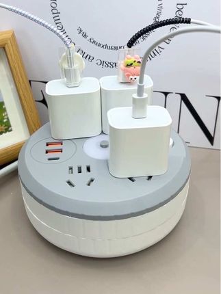 公牛虹廷多功能插座,小夜灯相伴,多插位延长线,打造舒适家居用电!