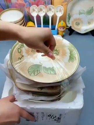 山茶花7件套拼盘套装#厨房好物 #颜值餐具 #陶瓷餐具 #美观实用 #餐具控🤣