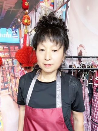 #创作灵感入口 #【JIAQILI/佳绮利时尚卡通防水围裙厨房做饭可擦手防水:防油工作服】#时尚卡通防水围裙 可擦手防水围裙#防水防油,结实耐用#两侧擦手巾大口袋,#方便实用。好看又便宜 #可擦手防水围裙