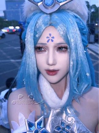 没想到第一次见到雪,感受到却不是寒冷#王昭君#王昭君原皮 #cos#王者荣耀