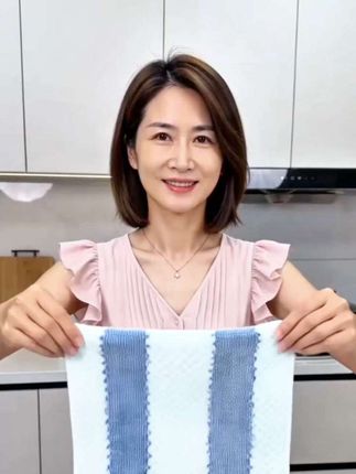 家居赛道文案素材 - 洗碗抹布,吸水性强好冲洗,居家厨房必备 #洗碗不沾油 #厨房抹布选择 #家居好物分享 #厨房抹布##厨房清洁 - 玲姐优品作品
