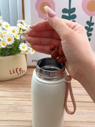 #高颜值显温保温杯 #好物推荐🔥 #网红水杯 #携带方便 #无限回购的宝藏单品