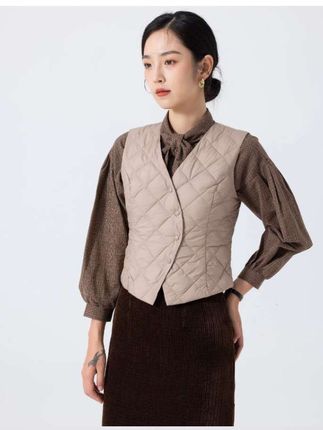轻薄羽绒服马甲#轻薄羽绒服马甲#羽绒服内胆#秋冬穿搭#保暖显瘦#内穿外搭