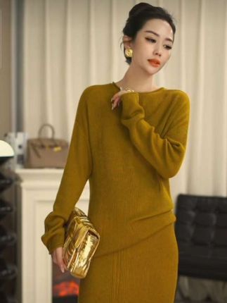 #来双11解锁秋冬本命穿搭 #今天穿什么 #礼服裙长款维吾尔族 #轻奢女装 #每日分享 @DOU+小助手 @巨量千川