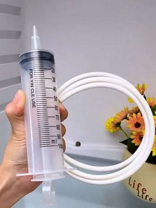 家里的冰箱老是积水结冰,快试试这个#疏通器 把里面的脏东西抽出来,冰箱以后再也不会结冰有异味了#冰箱疏通器