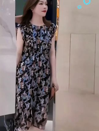 2025新款时尚休闲连衣裙女#不调肤色不调年龄#美不美你说了算 #简单大方时尚款 视频同款