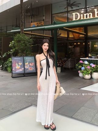 白色挂脖抹胸连衣裙女夏好看气质紧身纯欲包臀长裙 #夏季新款穿搭#白色挂脖连衣裙#抹胸气质连衣裙#紧身显瘦长裙#纯欲包臀连衣裙