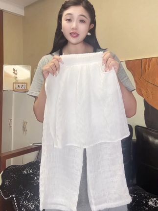 轻薄衬衫+褶皱屁帘长裤洋气舒适,可以穿春、夏、秋三个季节,超实穿的#夏季穿搭 #甜美穿搭 #高品质童装 #女童套装 #生女儿就是用来打扮的