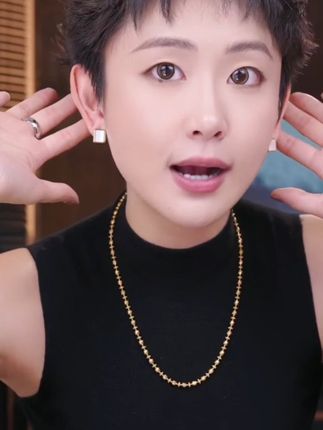 梁雅帝新品【纯白窗画】白色珐琅滴釉几何立方纯银耳饰#几何 #耳饰 #气质 #简约