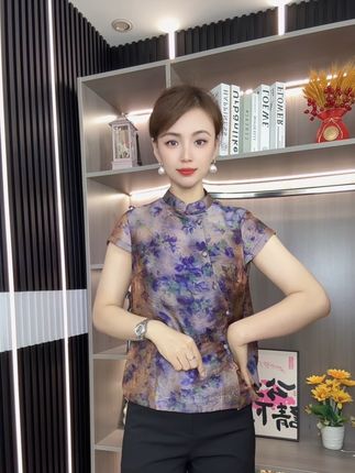 新款推荐中式衫不挑年龄谁穿谁好看 #谁穿谁好看 #国风服饰 #夏季穿搭 #改良旗袍穿搭 #只做高品质