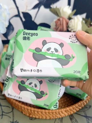 天热了少不了带娃出门游玩!这个德佑的plus手口湿巾20抽的带着就刚刚好! #婴儿手口湿巾 #德佑湿巾 #便携湿巾小包#出门必备