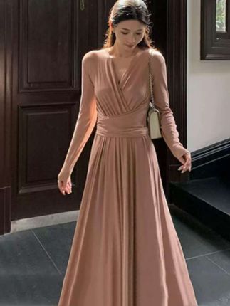 简约百搭v领收腰显瘦连衣裙女秋季气质绑带垂感显瘦长裙#辣妹穿搭 #减龄气质 #休闲穿搭