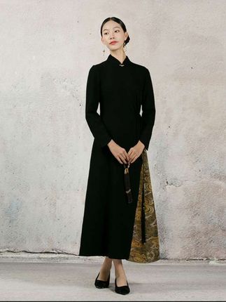 #新中式女装国风 JIXIANGYIJIA/吉祥衣家 新中式国风女装 #新中式女装推荐 #中式禅意 #国风服饰#轻奢女装 @DOU+上热门 @DOU+小助手