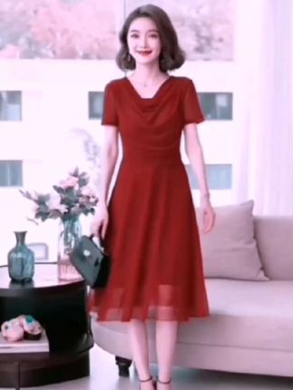 #蕾丝连衣裙#网纱连衣裙#谁穿谁好看特别有女人味