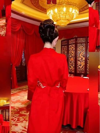 #国风古韵 新中式#团圆搭子选伊利 新娘穿出高级感睡袍