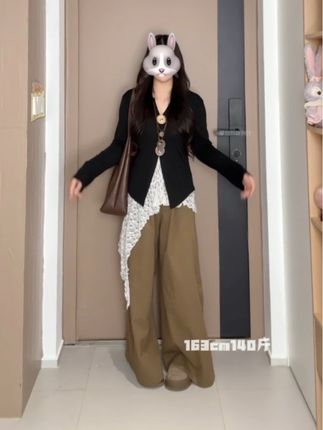 初秋不露腿也可以很美 #微胖穿搭