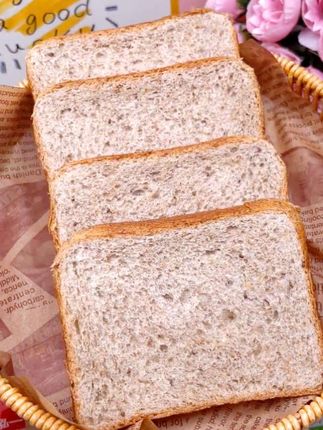 奇亚籽黑全麦吐司,不含蔗糖,健康轻食,可作早餐充饥#五谷杂粮 #早餐美食 #健康食品