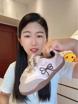 巨高品巨洋气!妈妈们快来给孩子安排上#宝藏女鞋 #国货之光 #鞋子穿搭 #球鞋