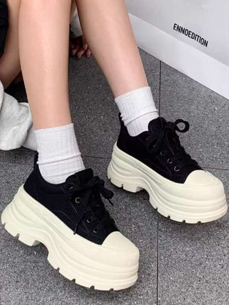 7cm厚底增高小个子休闲鞋女2025秋季新款轻便时尚百搭松糕鞋#厚底增高休闲鞋 #休闲鞋 #秋季新款 #百搭松糕鞋 #轻便时尚鞋子 @巨量千川