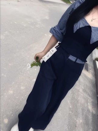 时间磨去了无知,年纪磨去了任性, 处处都做着不能左右的事”#穿搭