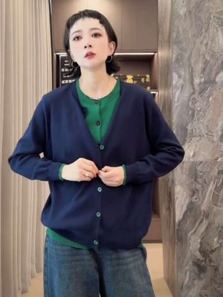 撞色显瘦假两件开衫#休闲女装 #休闲衣服女装 #秋季新款 #洋气百搭时髦