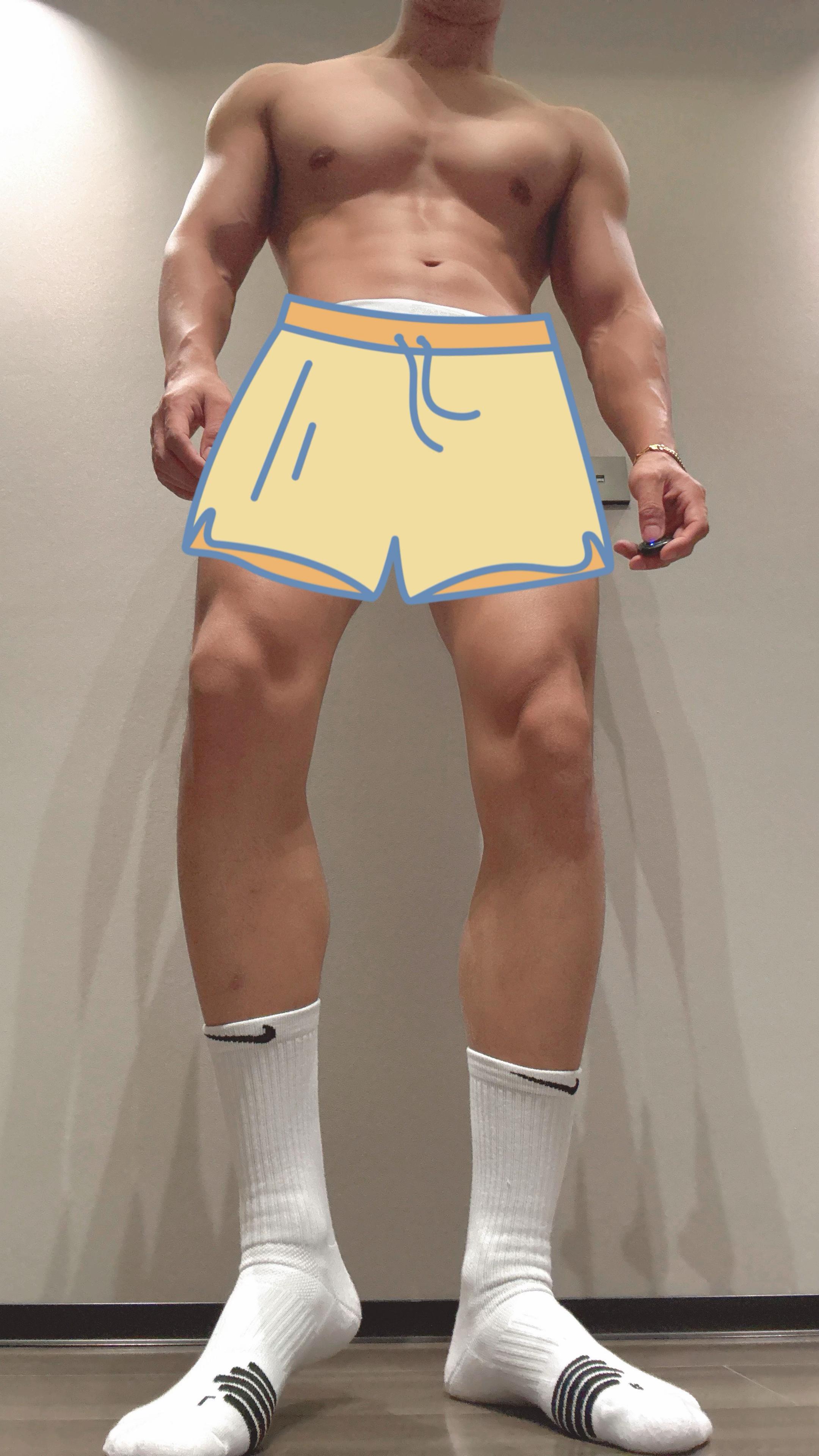 #该有的肌肉线条 #体育生的腿 #肌肉型男 #超绝肌肉线条 #腹肌
