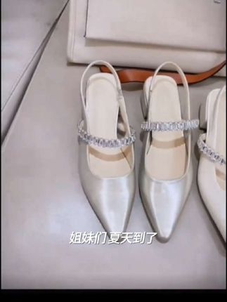 4cm一字带水钻凉鞋女2025夏新款仙女风包头半拖尖头单鞋女外穿#夏季凉鞋 #好鞋推荐 #强烈推荐 #软底软面穿上超舒服