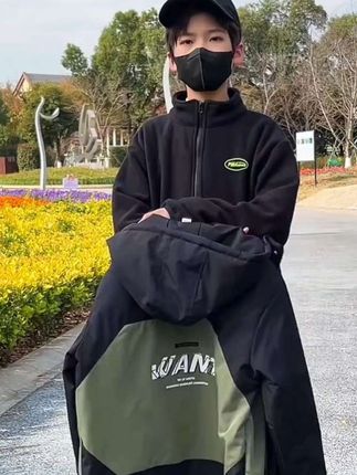 儿童装男童加厚加棉厚外套2025新款中大童男孩冲锋衣三合一秋冬装#爆款热卖中 #冲锋衣 #秋冬穿搭 #棉衣棉服 #加厚保暖一件过冬 @DOU+小助手 @DOU+上热门 @巨量千川