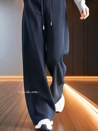 #张予曦毕雯珺真拍了红裙抱 #深情眼 #张予曦 #毕雯珺 #鞠婧祎来战版鸳鸯戏DJ摇.